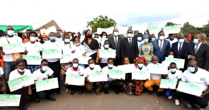 insertion-professionnelle-des-jeunes-les-beneficiaires-du-financement-public-sen-sortent-bien
